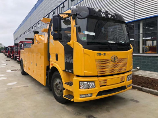 解放J6拖吊聯(lián)體黃牌清障車