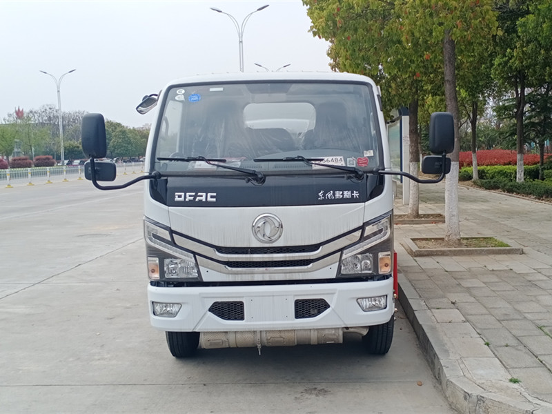 4.36方 東風(fēng)多利卡加油車