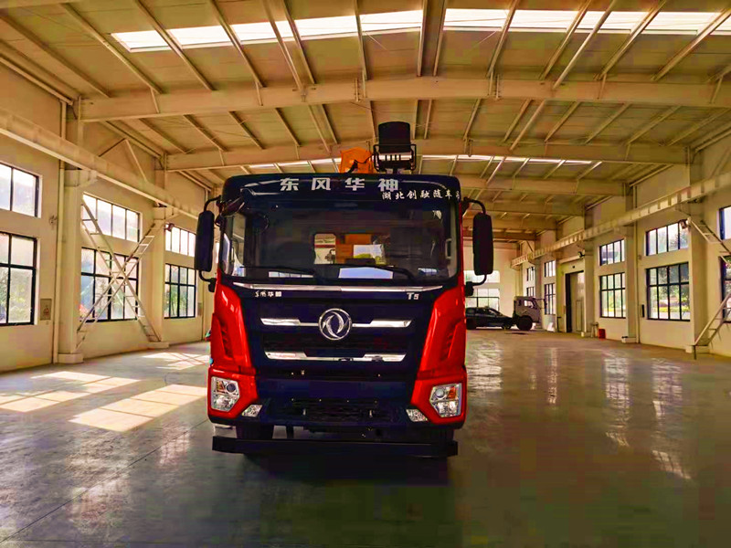 東風華神T5后雙橋270馬力徐工10噸