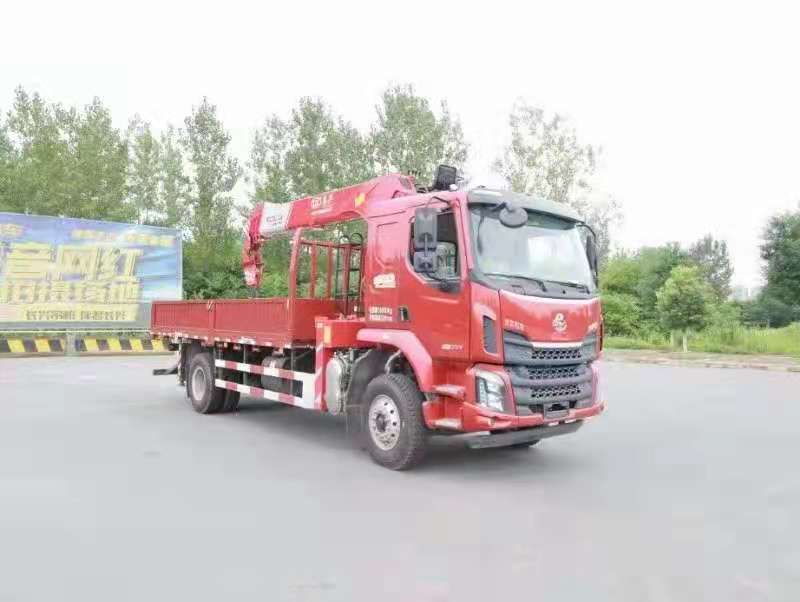 柳汽單橋長興8噸吊機(jī)