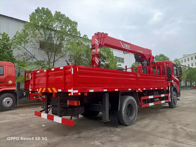 東風(fēng)華神T5單橋隨車(chē)吊