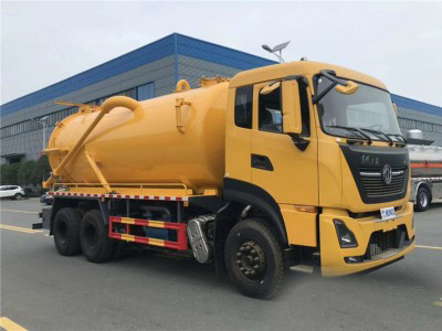 東風天龍18方 吸污車