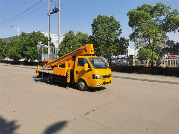 23S藍牌東風涂逸單排高空作業(yè)車