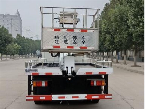 江鈴18米伸縮臂高空作業(yè)車