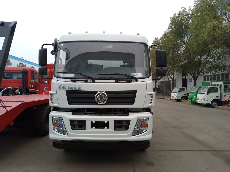 東風(fēng)天錦 10噸爆破器材運(yùn)輸車