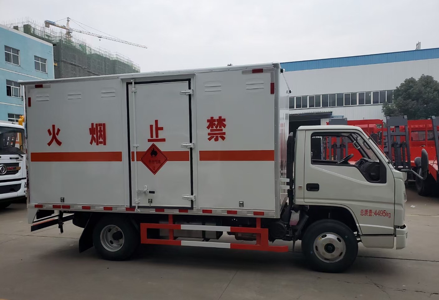 江鈴 氣瓶廂式運輸車